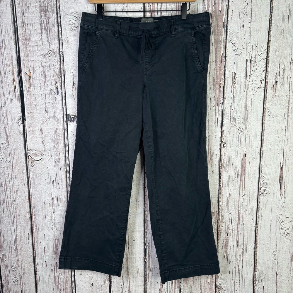 Torrid 00S 10 Short Black Pull-On Wide Leg Casual Twill Pants Elastic Waist
